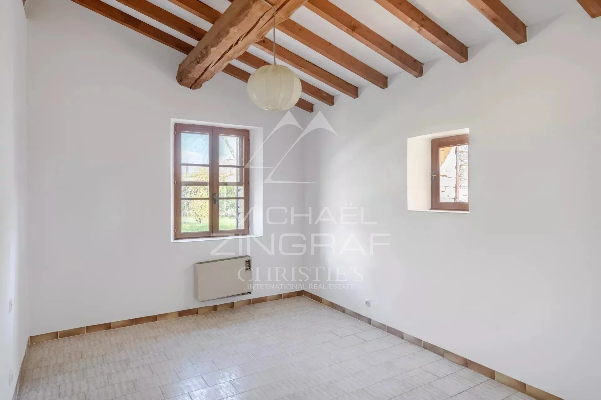 Gordes - Opportunité unique : maison à rénover sur vaste terrain constructible de 3 200 m² - 14