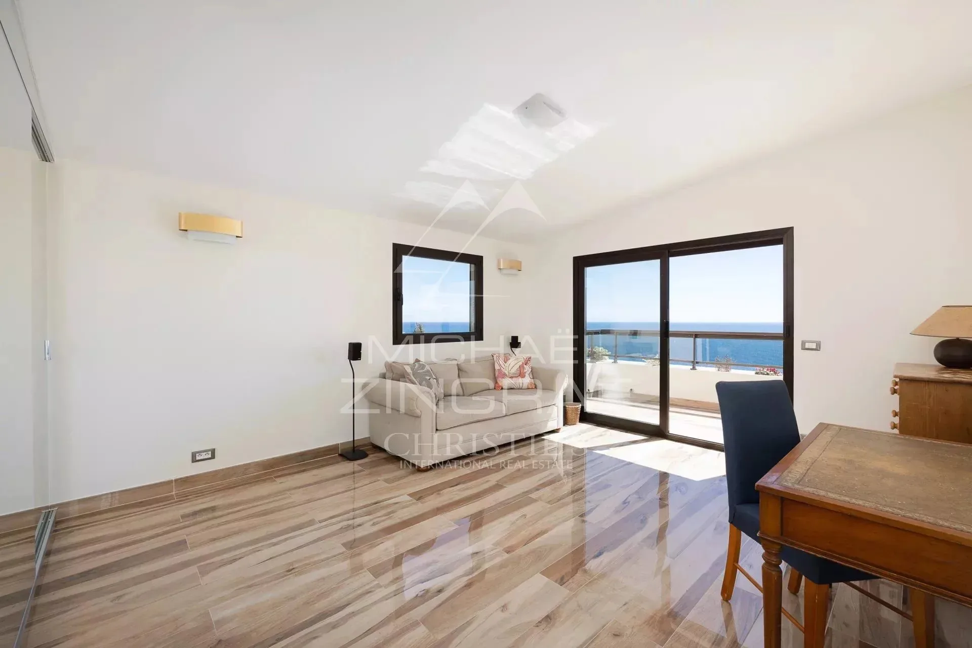 Penthouse duplex aux portes de Monaco avec jardin - 7