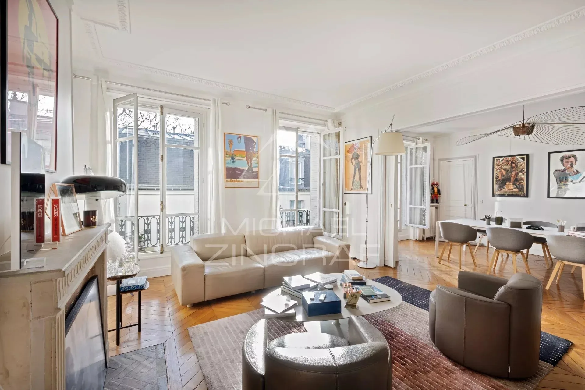 Location - Appartement - 2 chambres - Rue de l'Université Paris 7