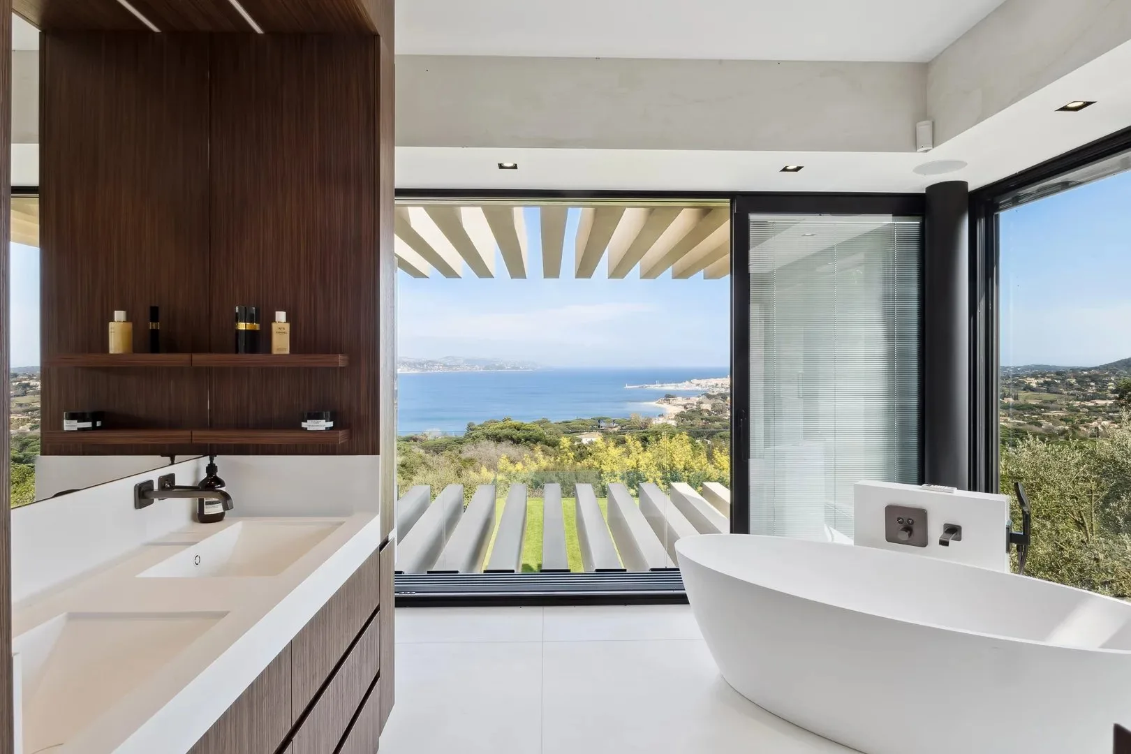Proche Saint-Tropez - Villa d'exception avec magnifique Vue Mer - 9