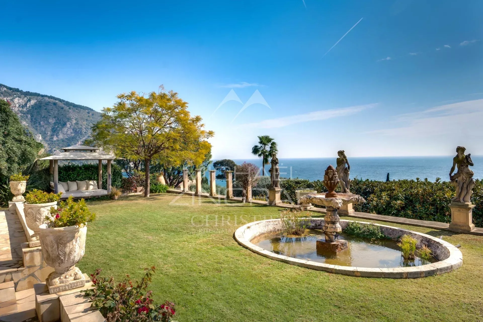 Eze sur Mer - Villa de style italien face à la mer - 10