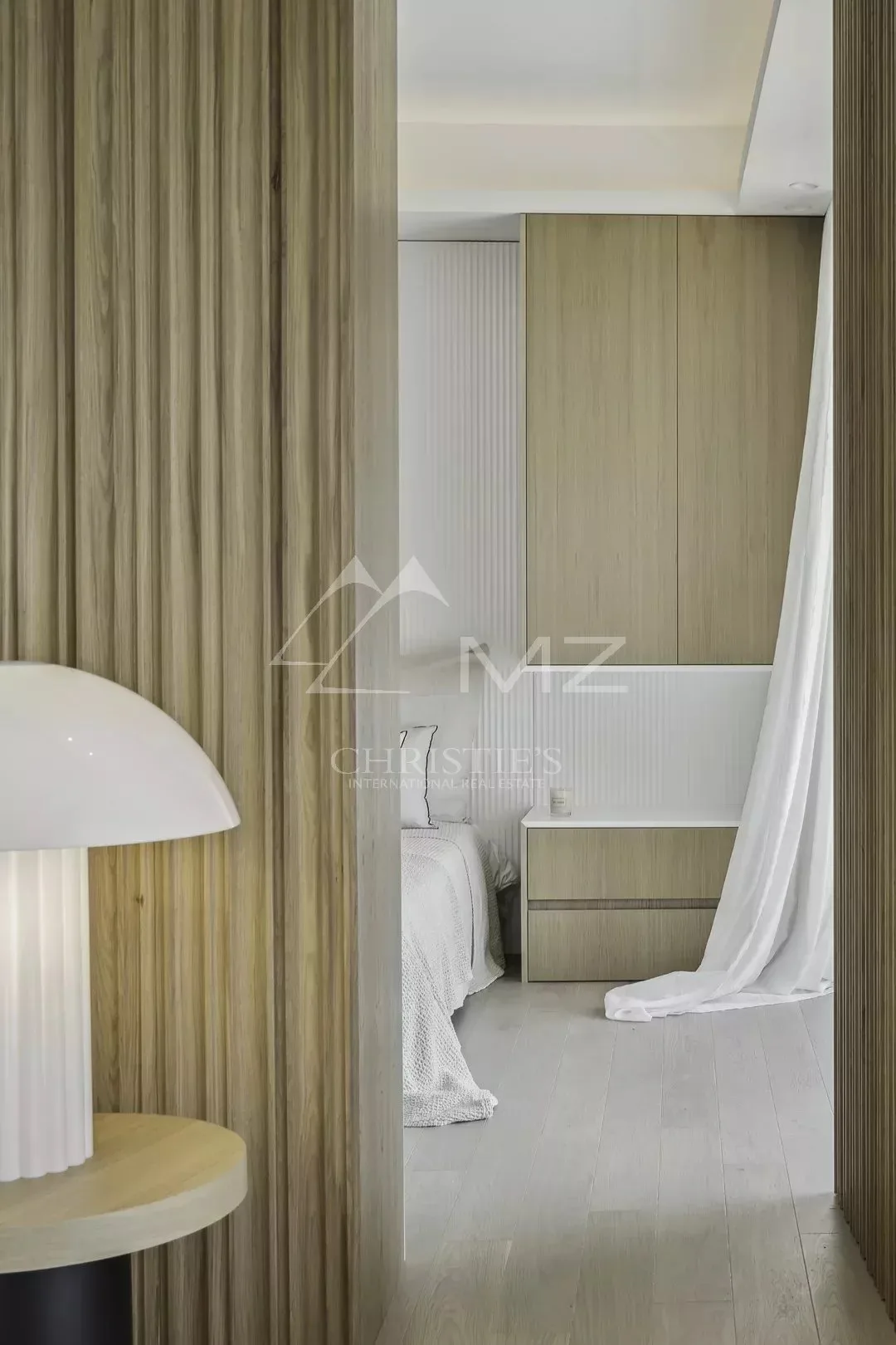 Superbe appartement contemporain - 13
