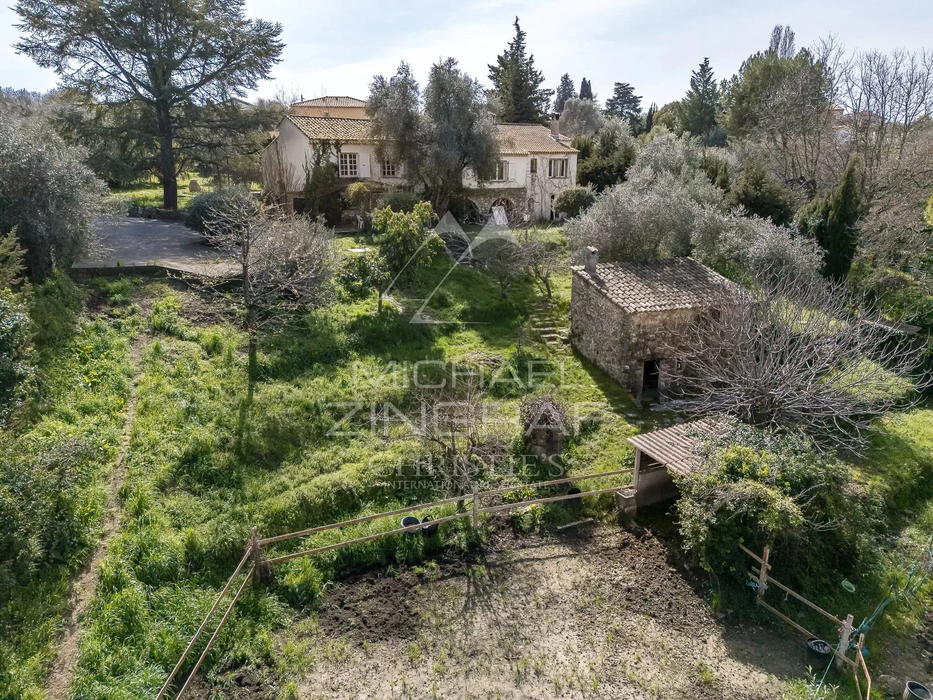 Proche Nice - Superbe opportunité dans un écrin de verdure - 5