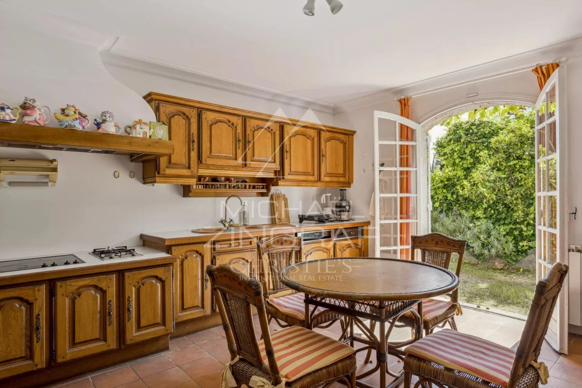 Magnifique propriété provençale au cœur du Cap d’Antibes - 16