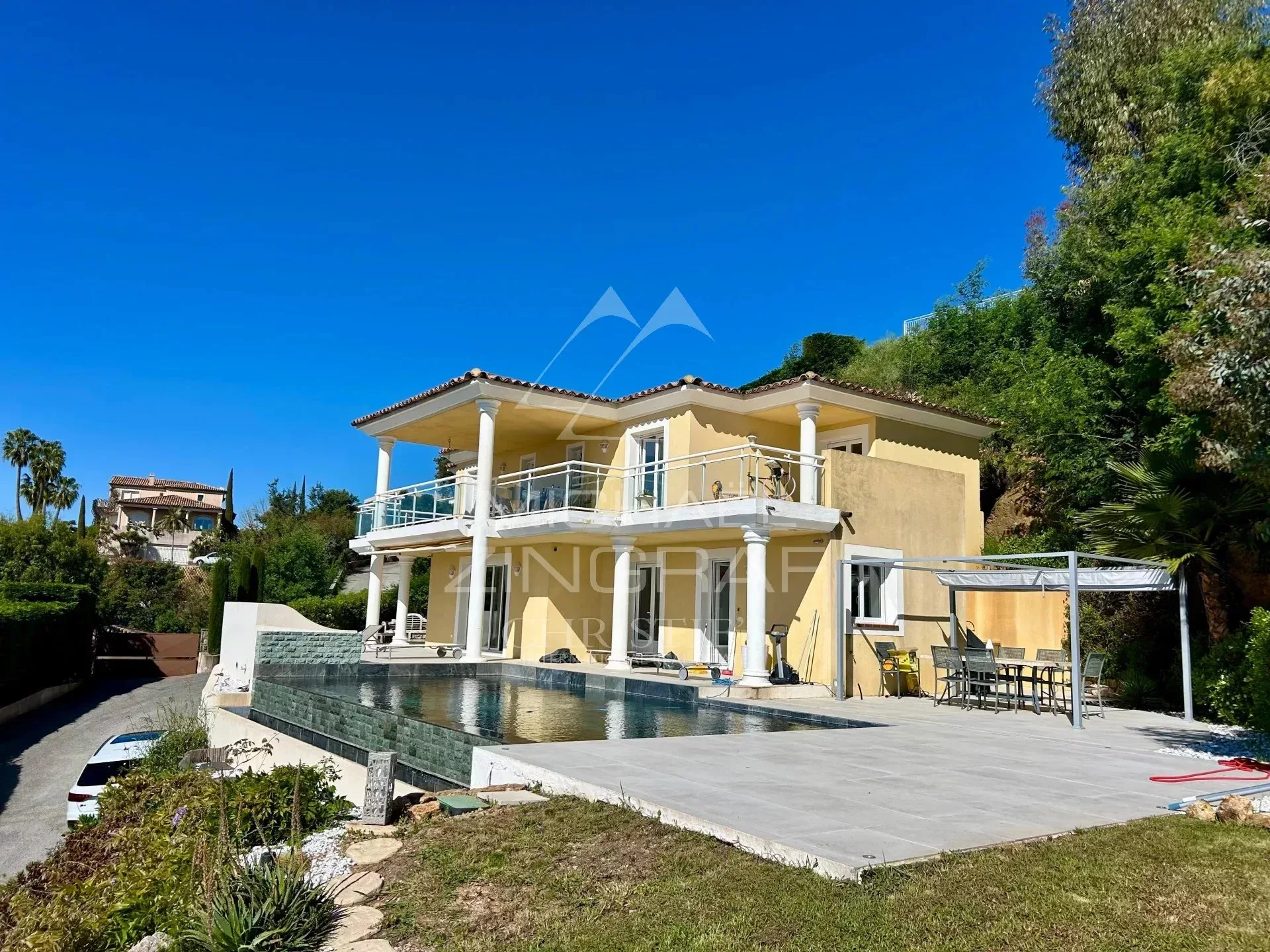 Mandelieu Les Termes , villa une mer - domaine fermé - 4