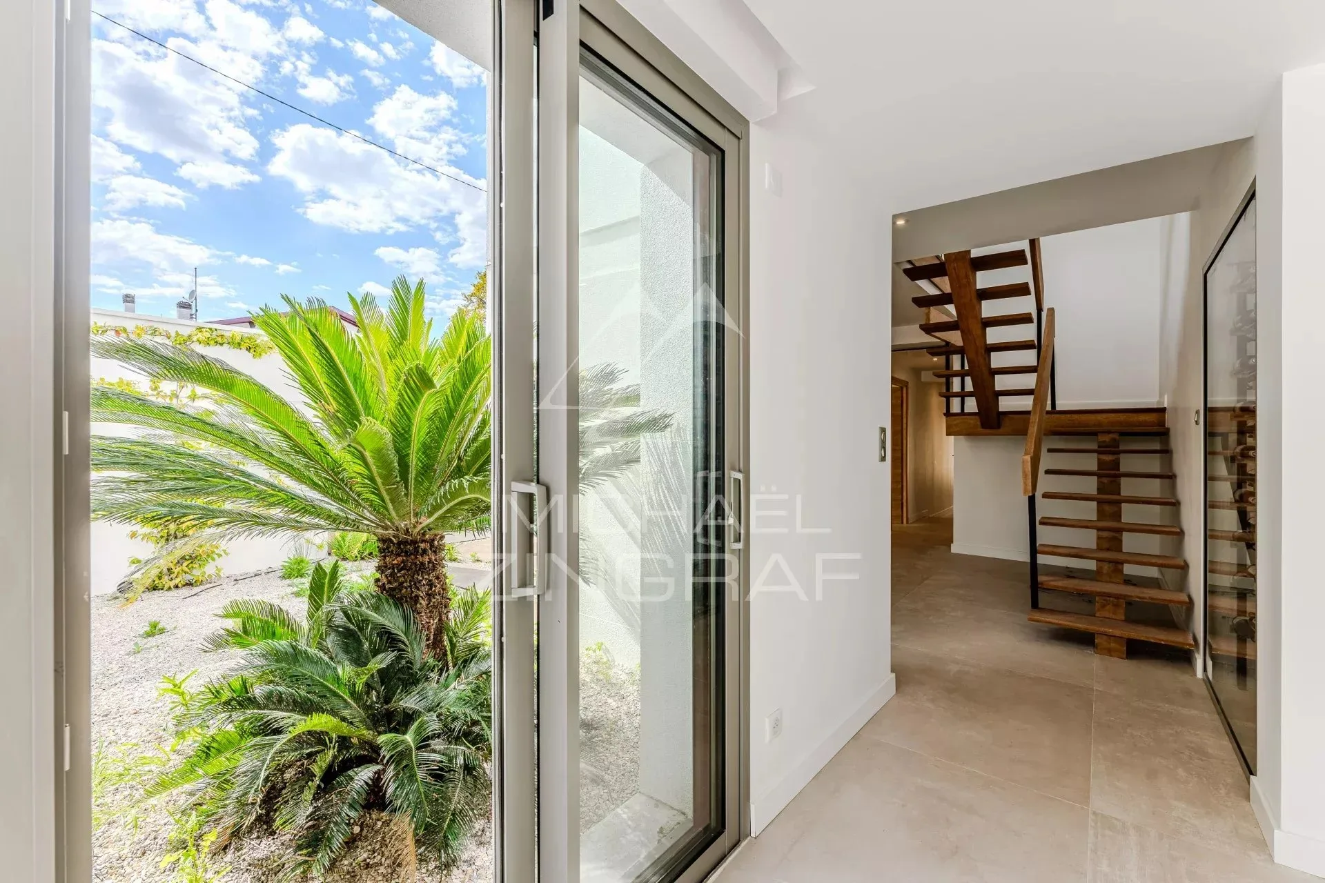 QUARTIER LA HUME - VILLA 7 PIÈCES AVEC PISCINE - 9