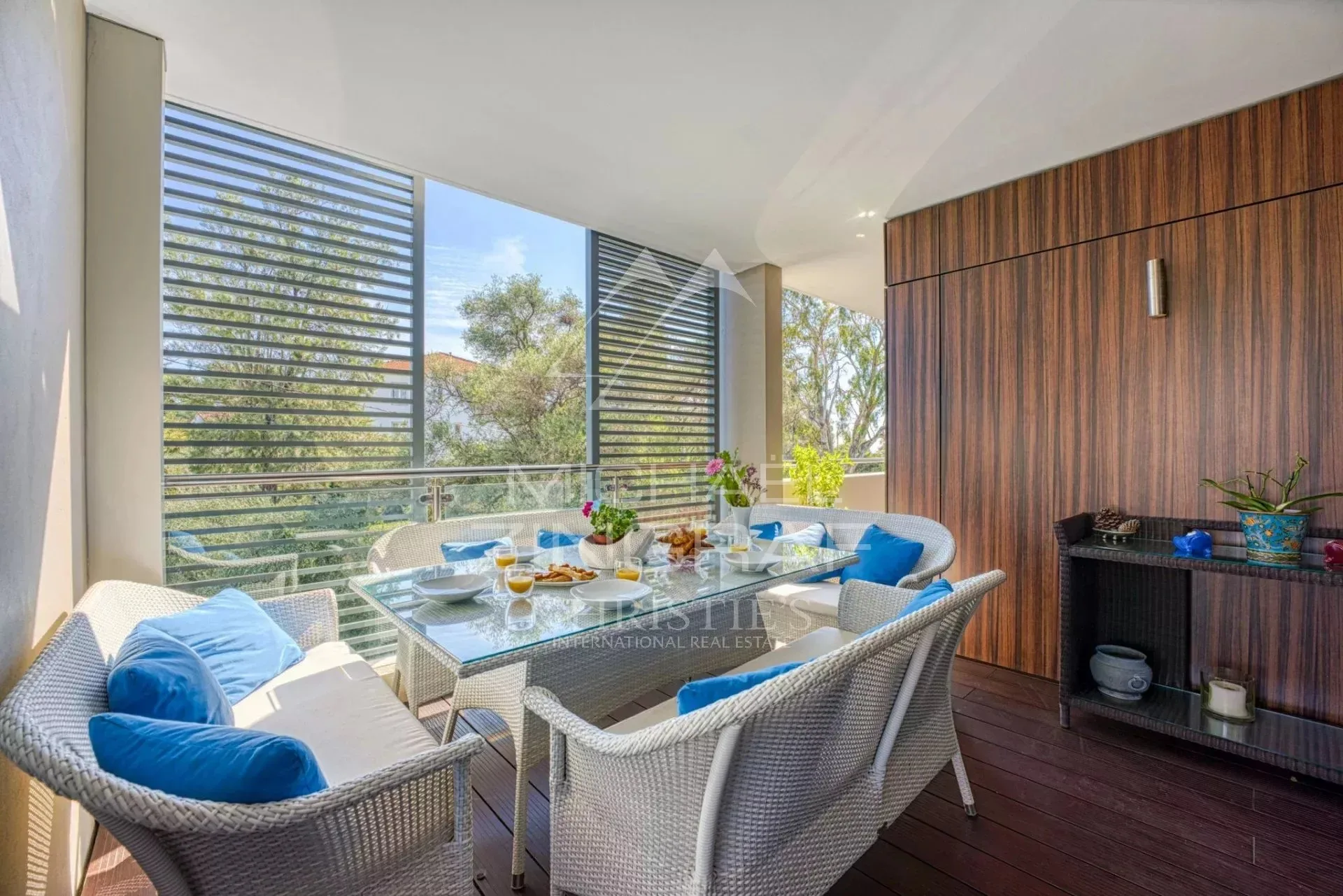 Appartement d'Exception avec Terrasses Panoramiques et Prestations Haut de Gamme - 5