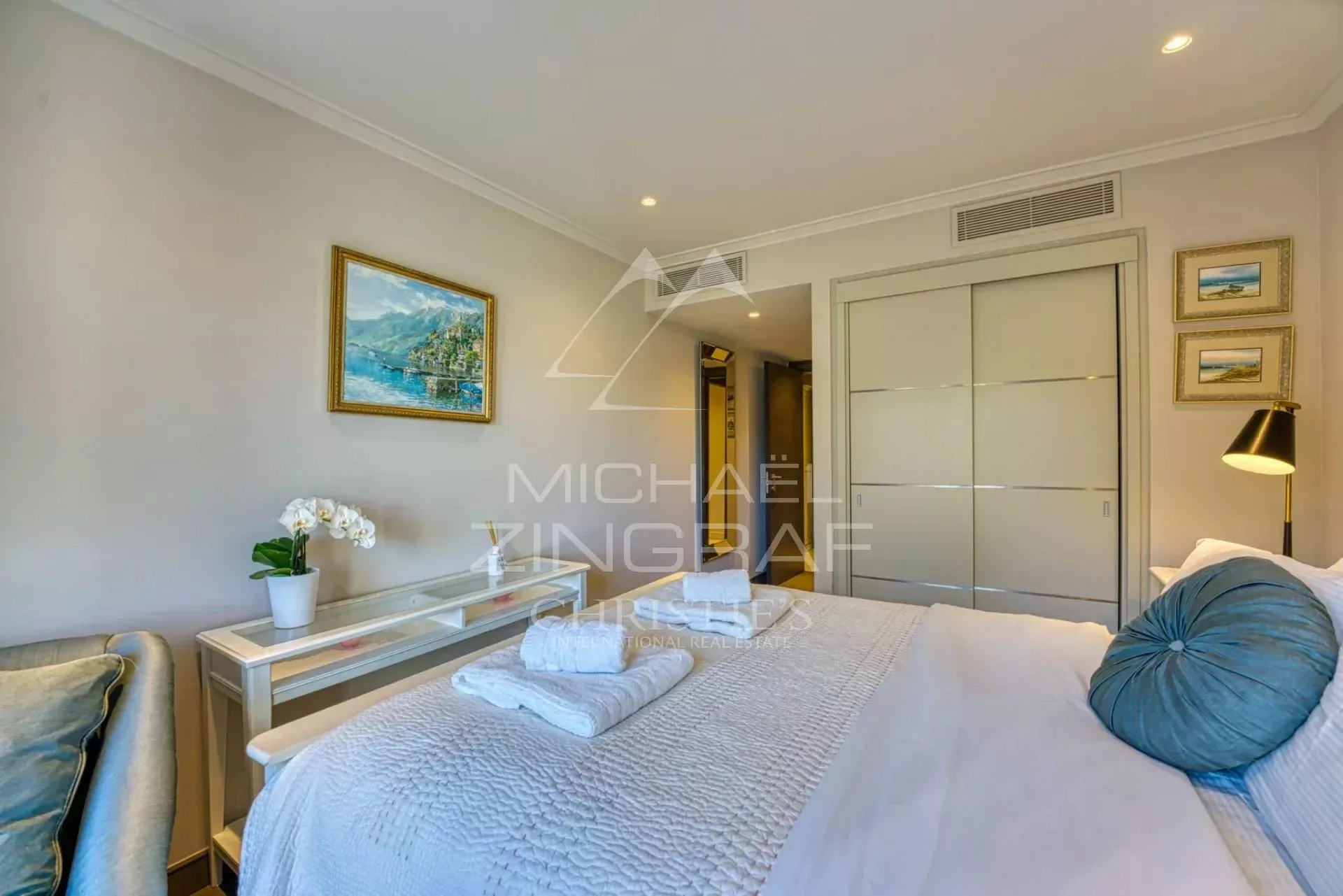 Appartement d'Exception avec Terrasses Panoramiques et Prestations Haut de Gamme - 29