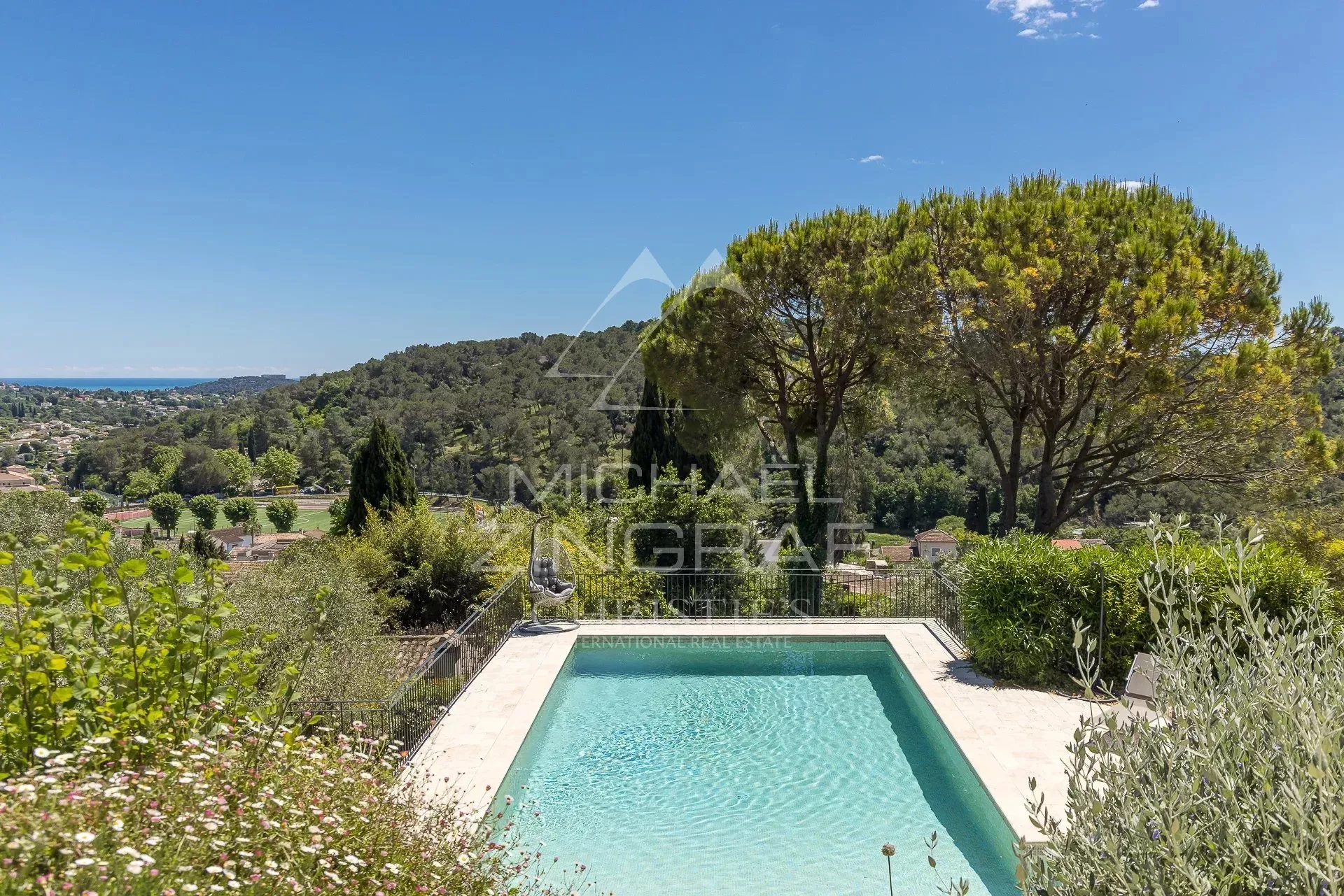La Colle-sur-Loup : Villa provençale avec vue mer - 11
