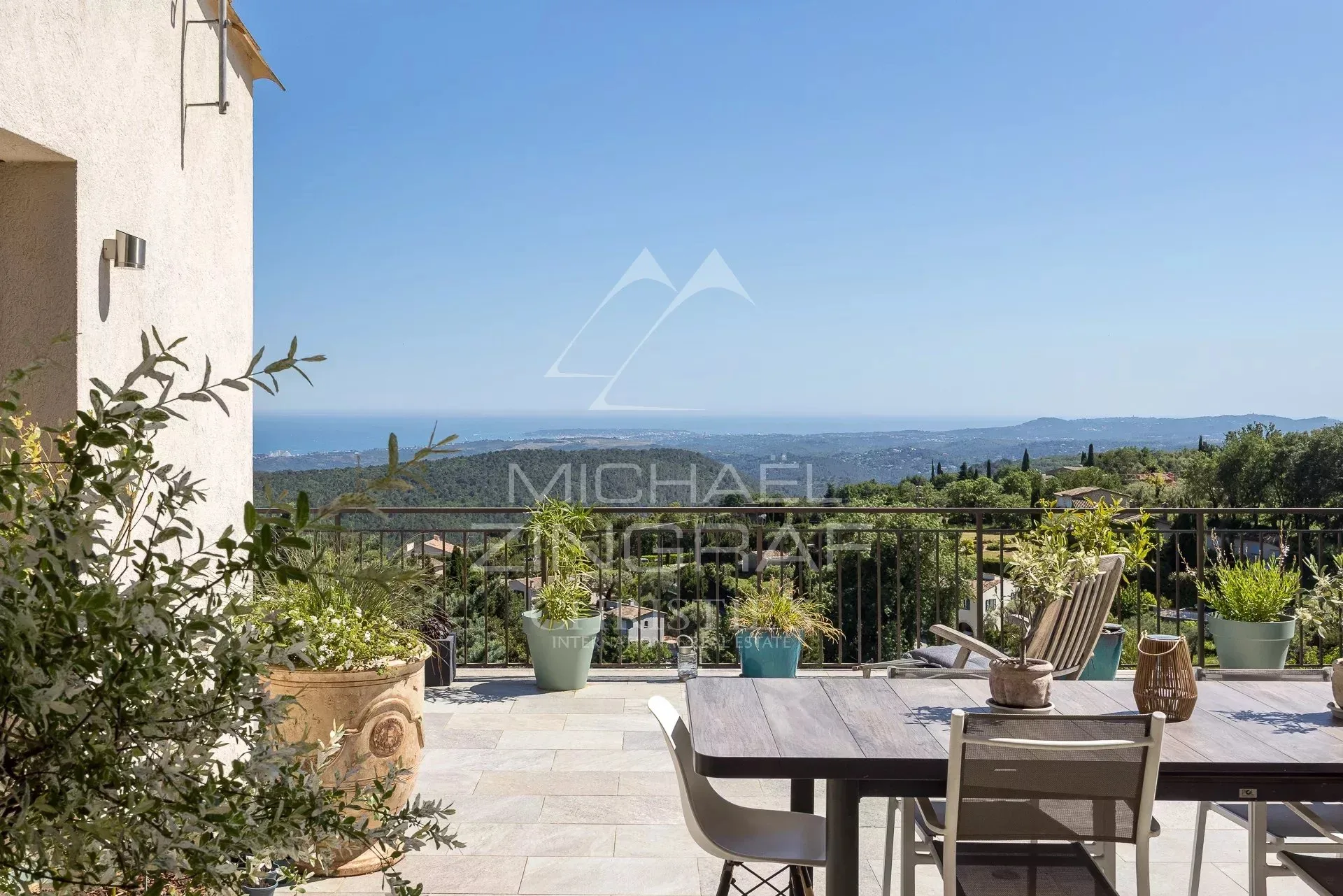 Tourrettes-sur-Loup : Charmante propriété avec vue mer panoramique - 3