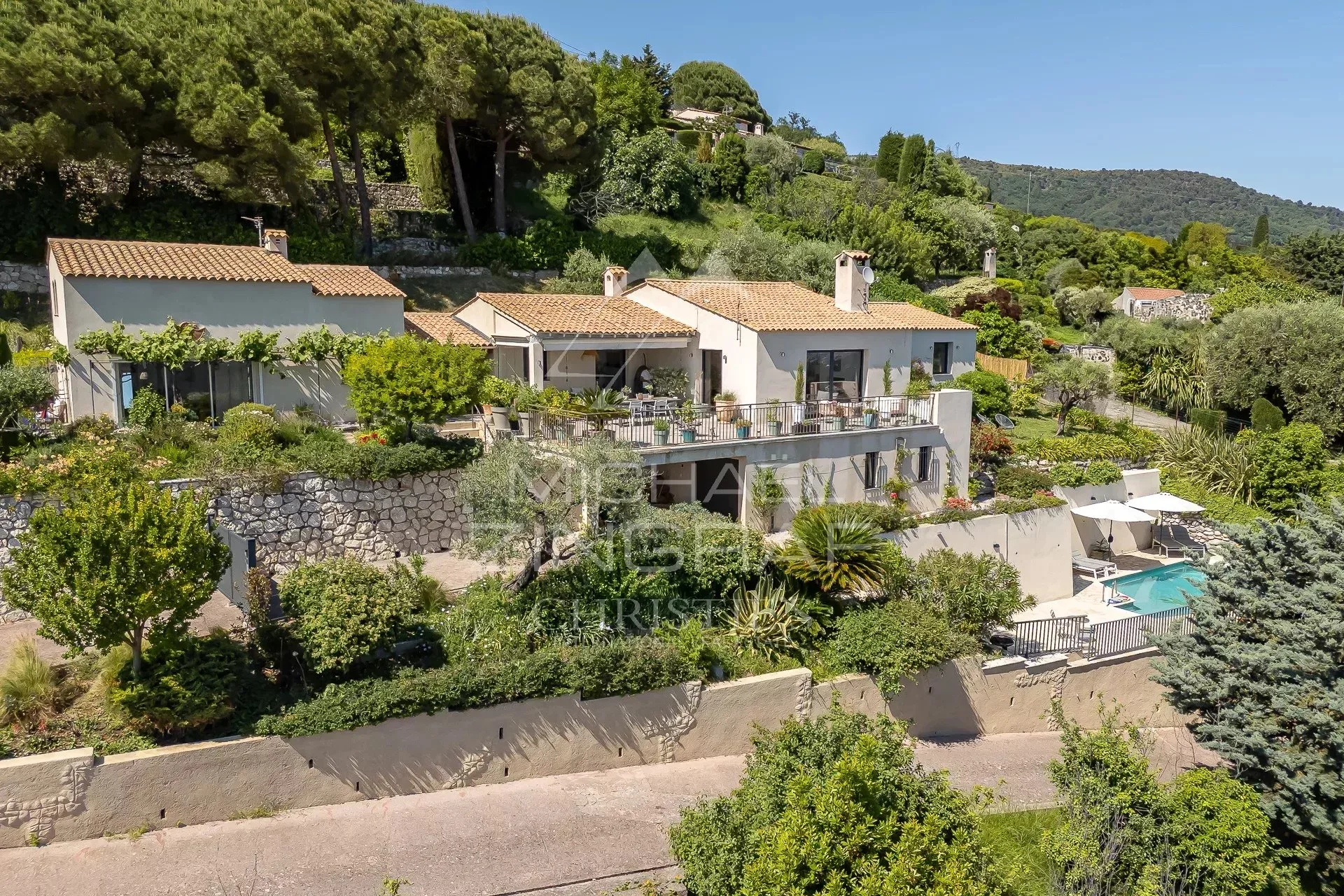 Tourrettes-sur-Loup : Charmante propriété avec vue mer panoramique - 10