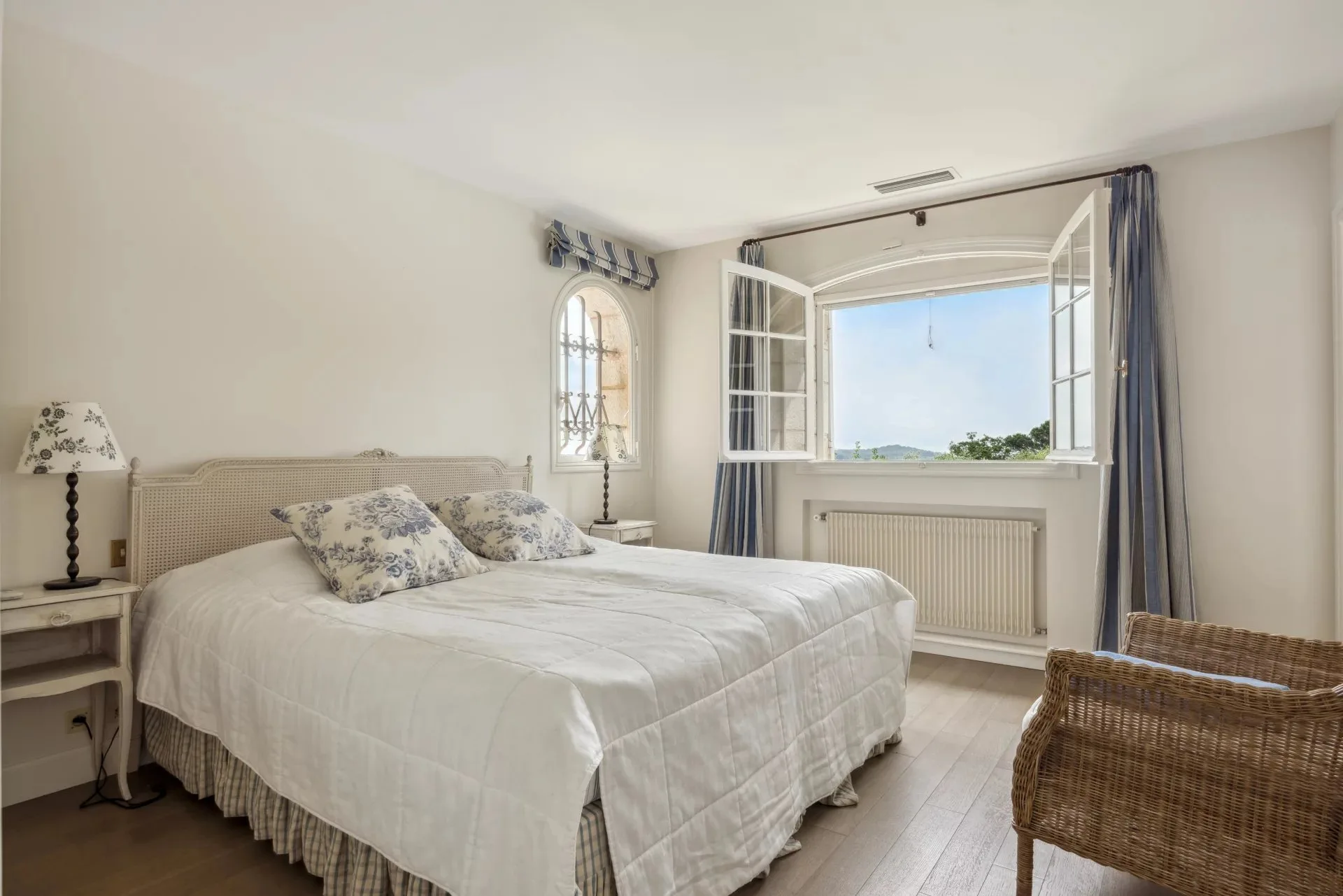 EXCLUSIVITE - Mougins - Charmante villa familiale au calme d’un quartier résidentiel - 10