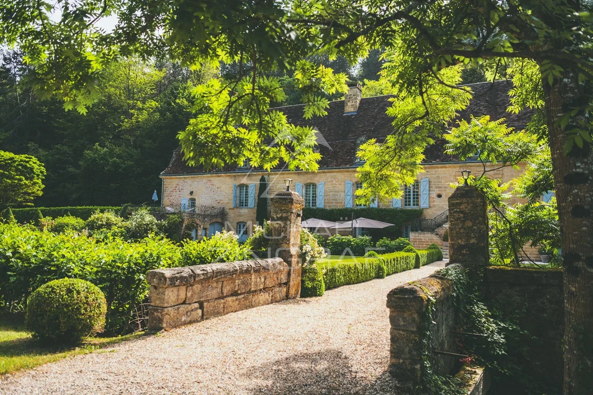 Property - 40