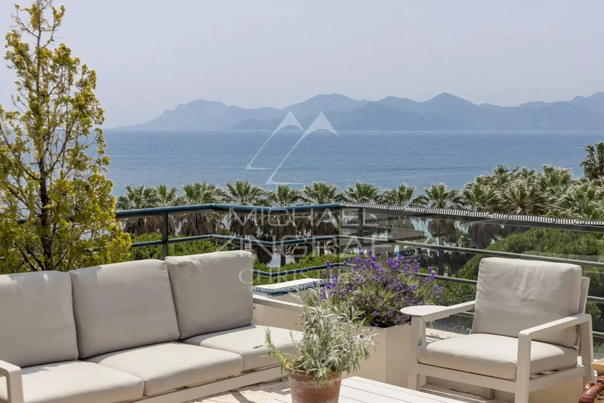 Cannes Pointe Croisette - Penthouse d’Exception – Vue Mer Panoramique - 2