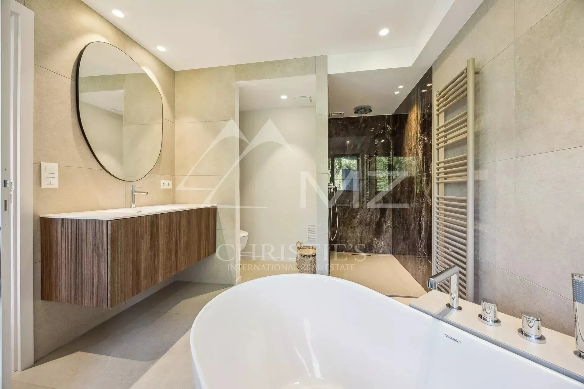 Appartement d'angle contemporain - 11