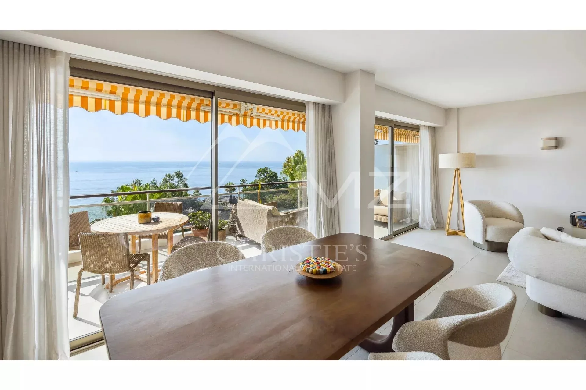 Appartement d'angle contemporain - 6