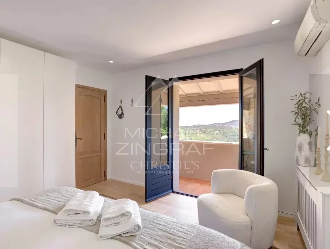 Très belle villa provençale dans l'arrière pays de Grasse - 4 chambres - 6