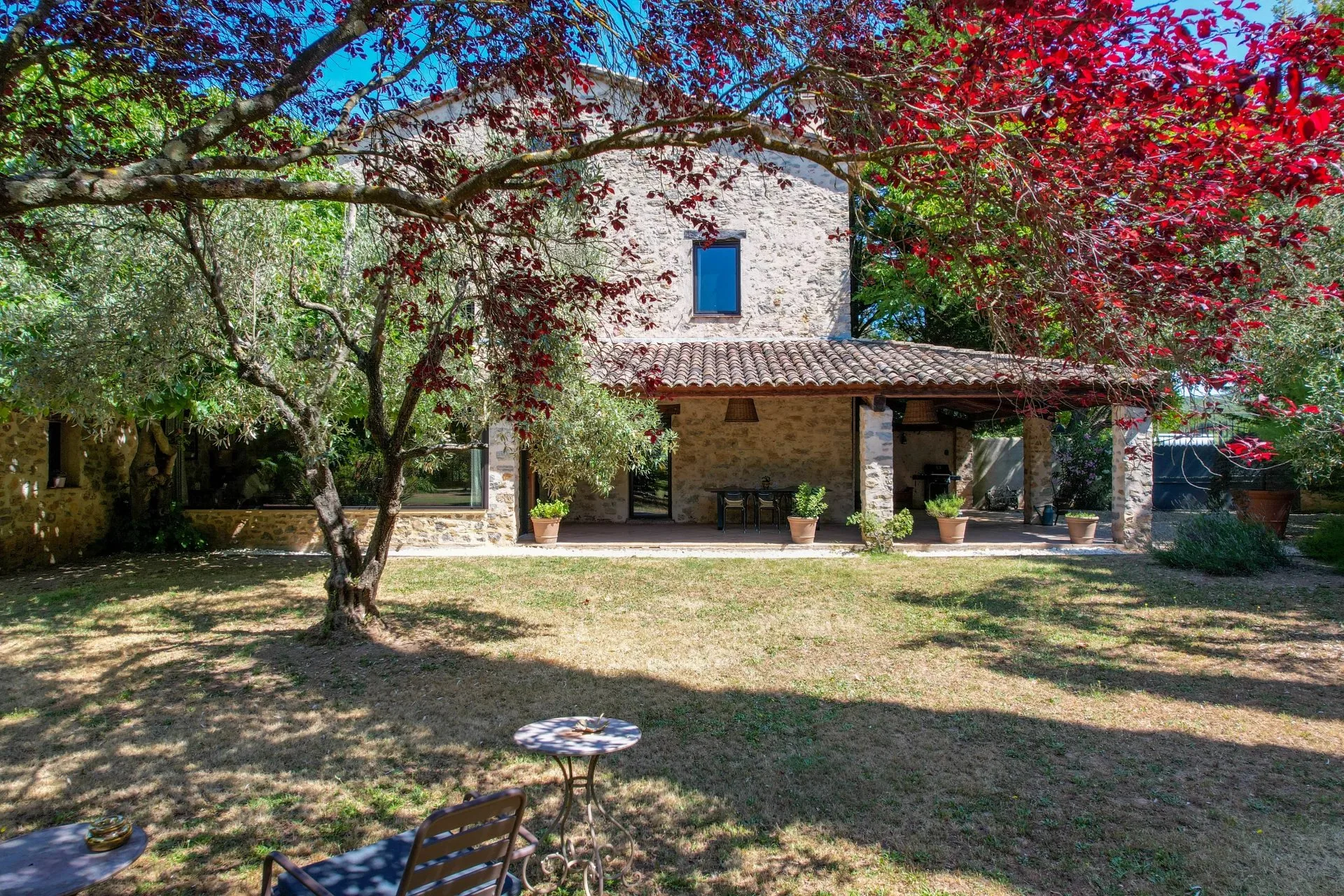 Charmante ferme rénovée au cœur de la Provence Verte - 2