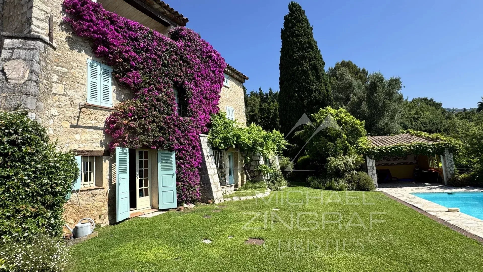 Elegante Bastide dominant l'arrière -pays - 9