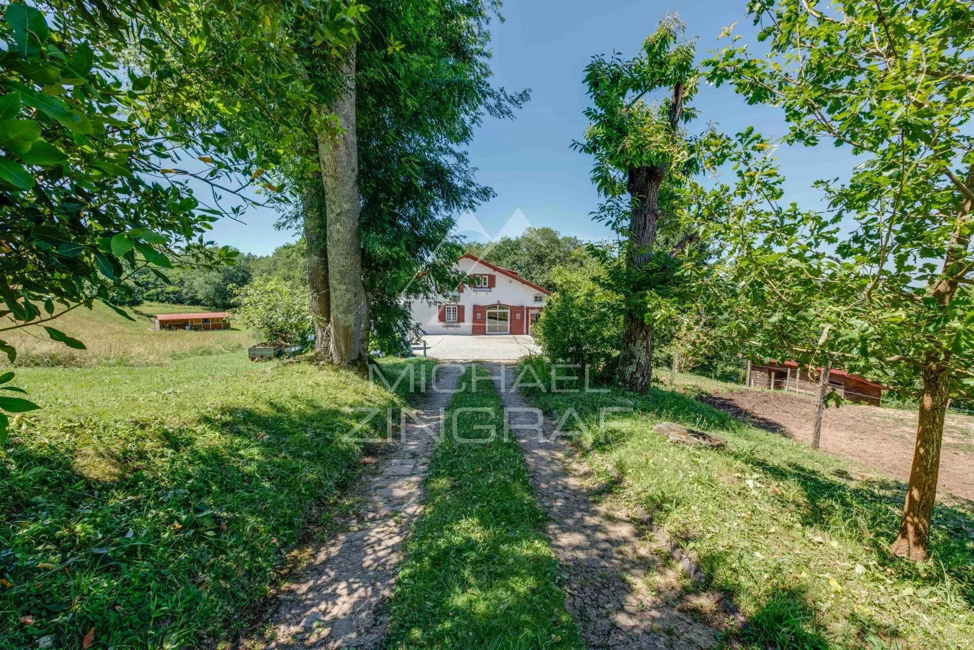 Entre mer et montagnes, ancienne ferme en lisière de forêt / 7 hectares Pays-Basque - 12