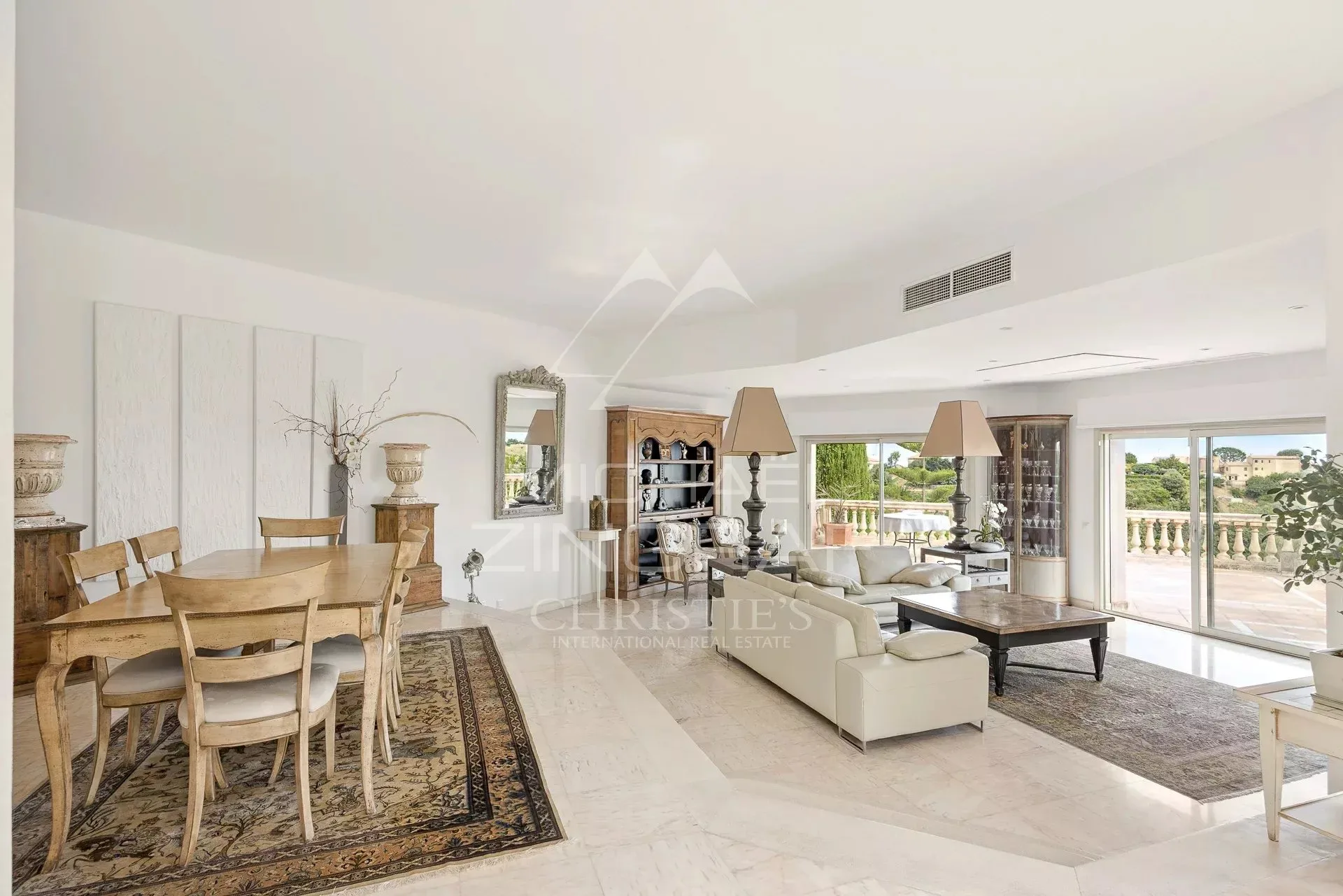 Propriété provençale moderne avec vue mer panoramique - 7