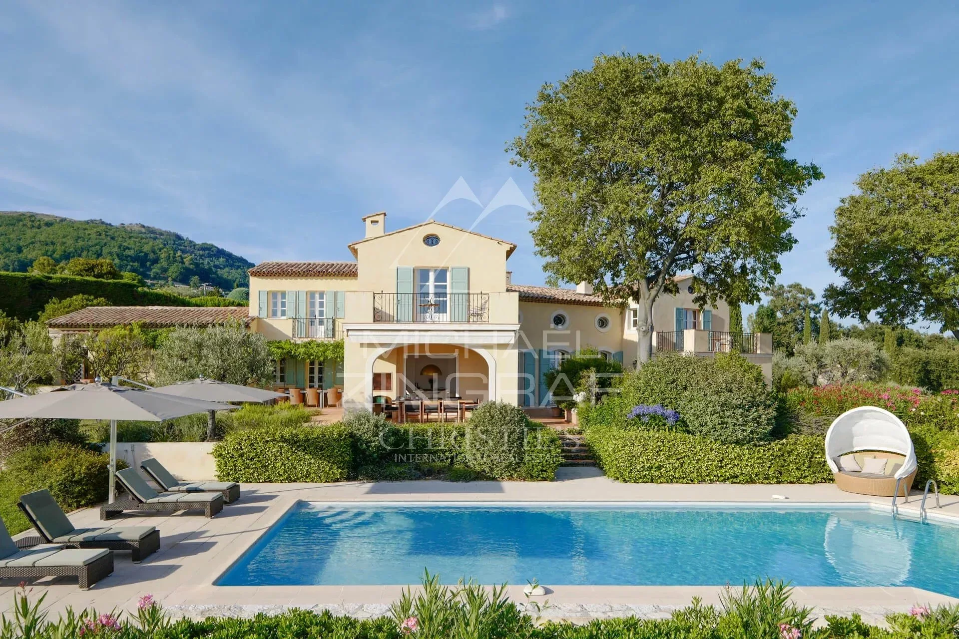 Magnifique propriété avec vue mer panoramique à pieds du village - 3