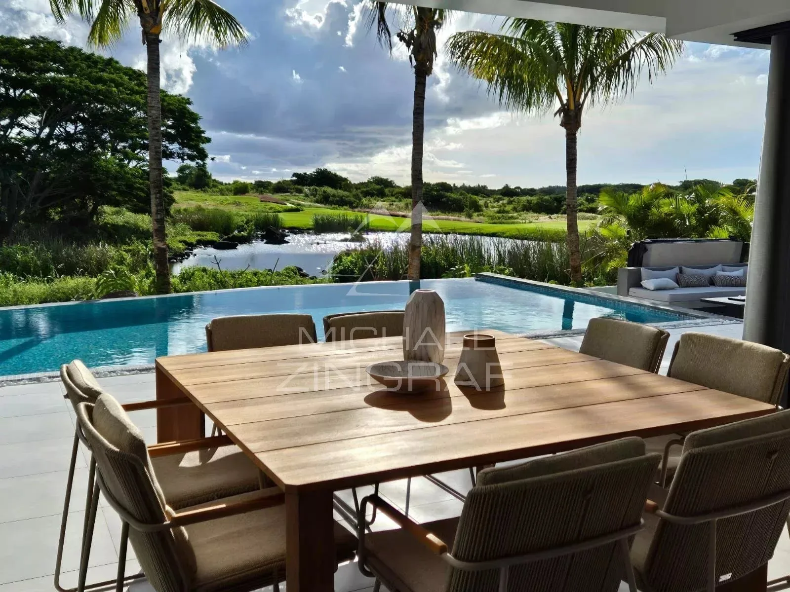 Villa contemporaine avec piscine à Mon Choisy Golf - 16