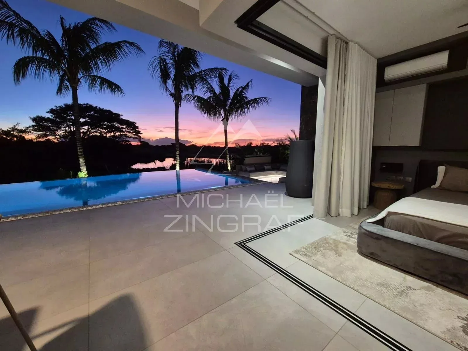 Villa contemporaine avec piscine à Mon Choisy Golf - 20