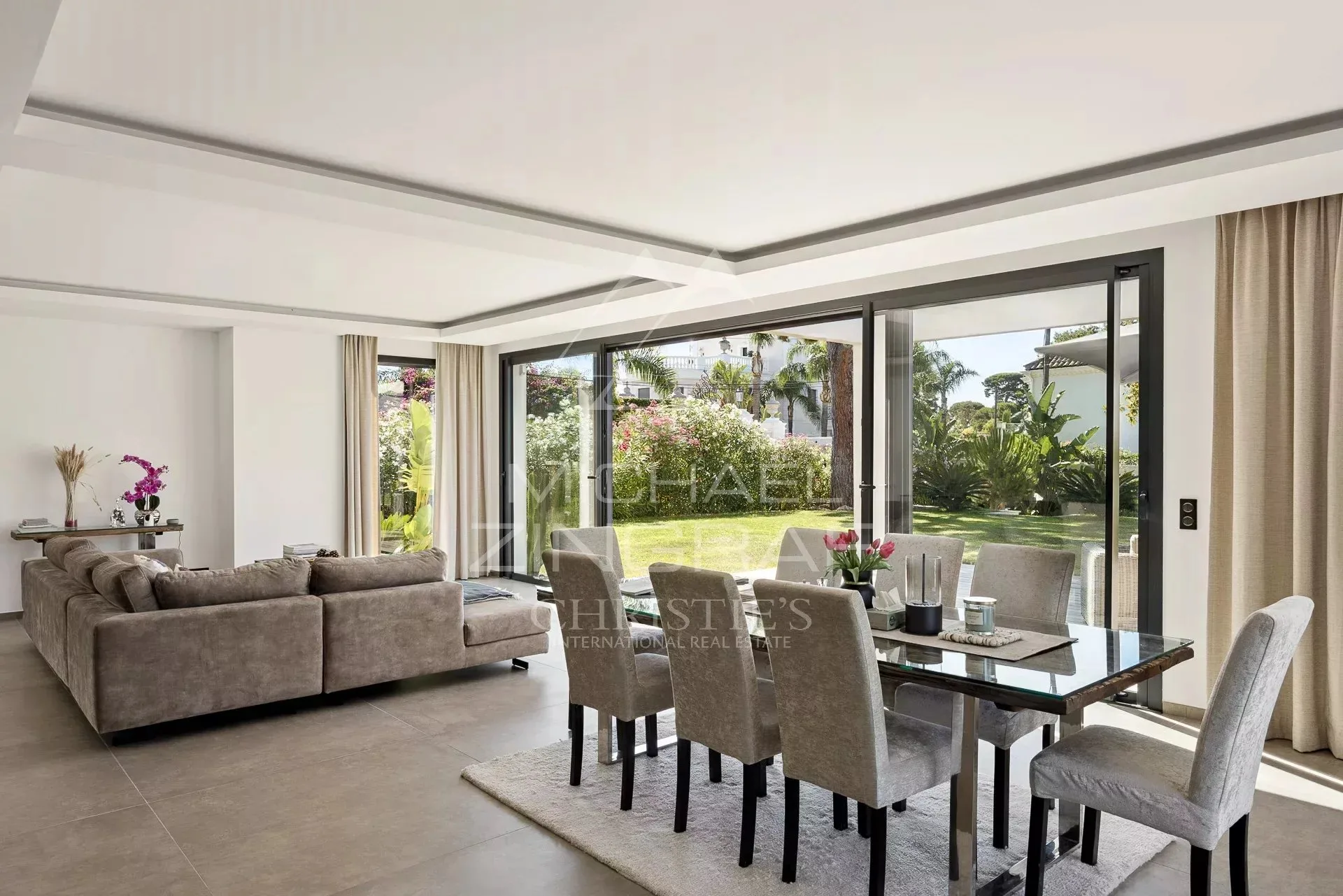 Villa contemporaine d’exception avec vue mer à la Garoupe - 8
