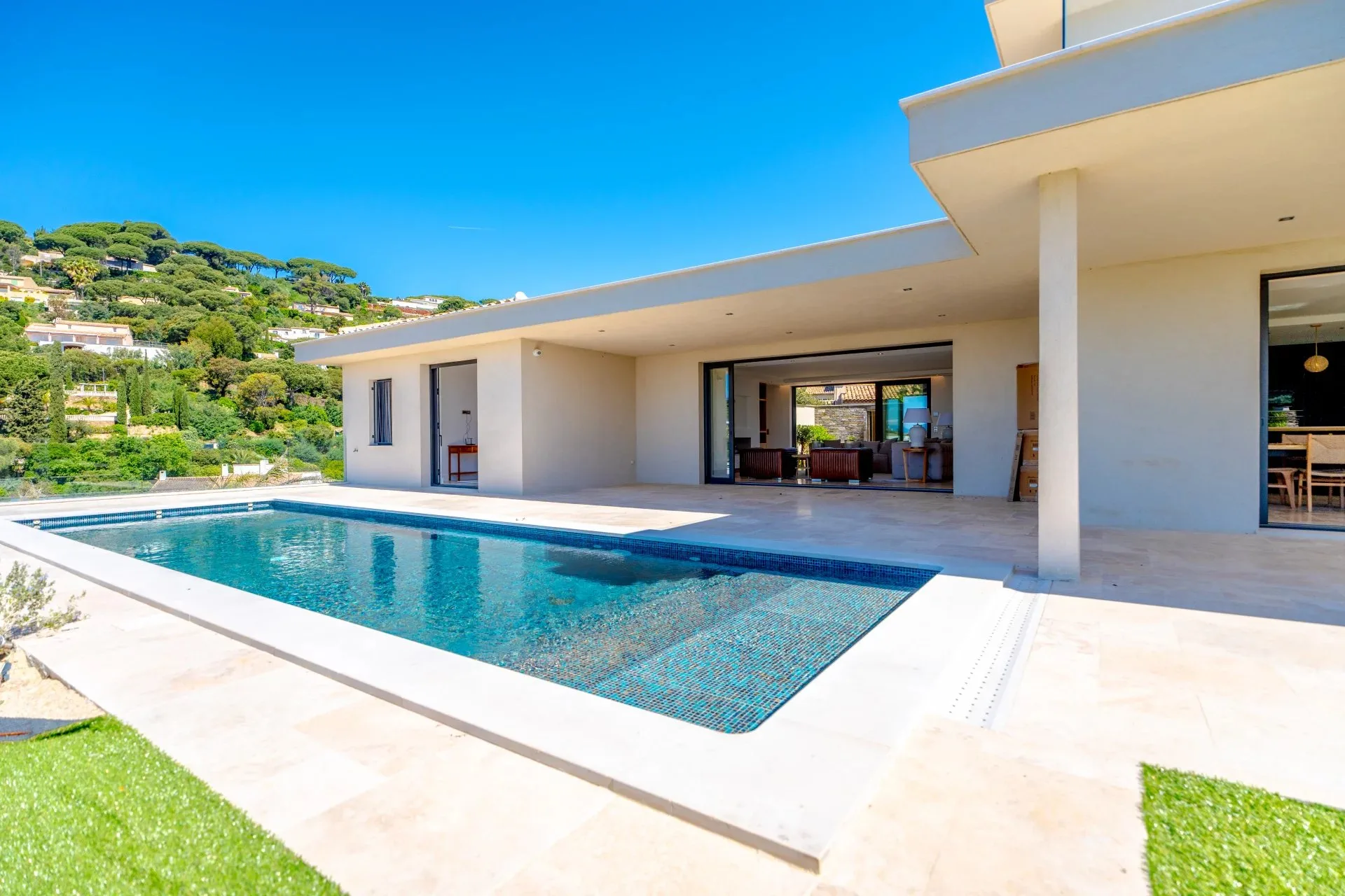 Villa Sainte-Maxime - Raffinement contemporain avec vue mer. - 2