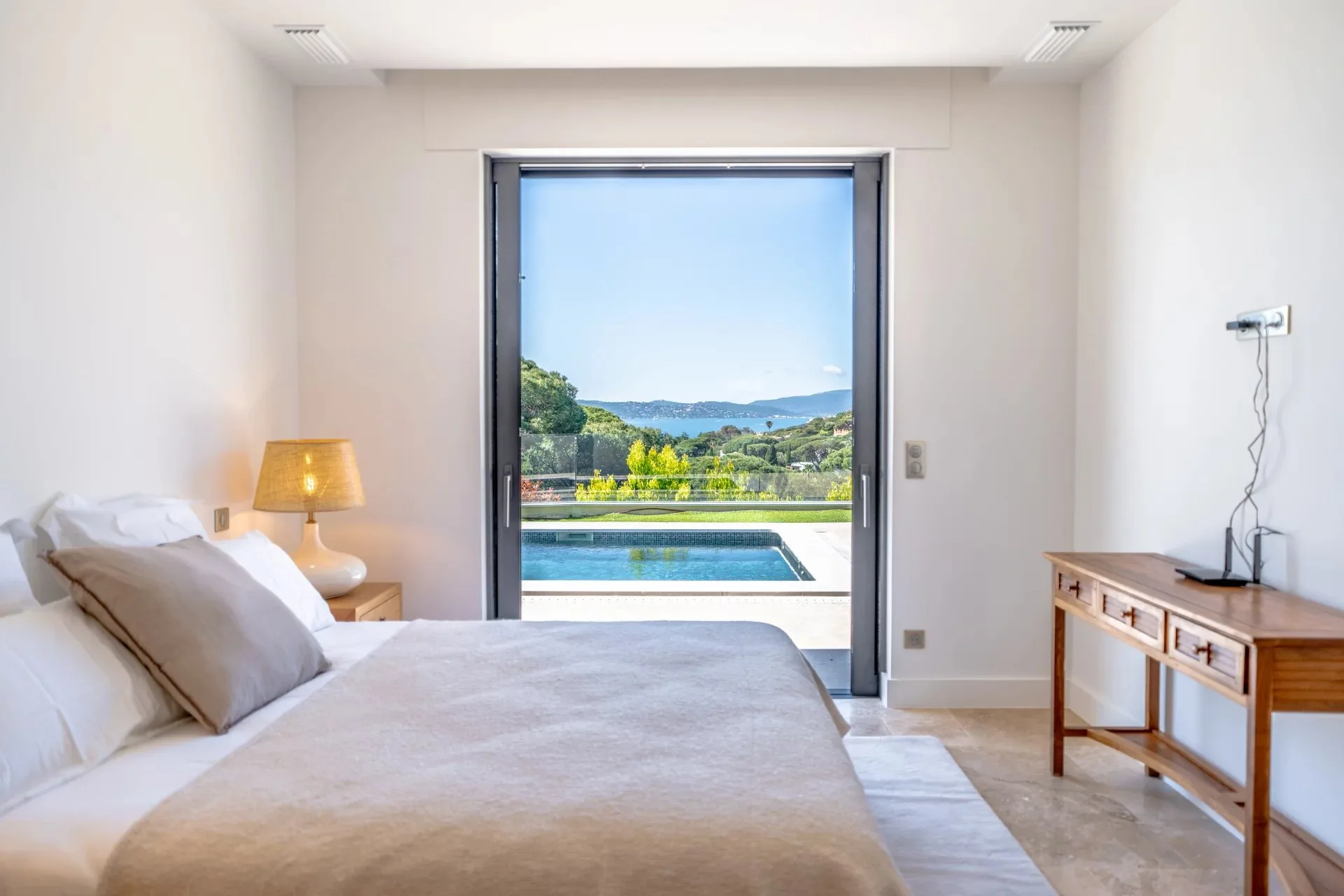 Villa Sainte-Maxime - Raffinement contemporain avec vue mer. - 14