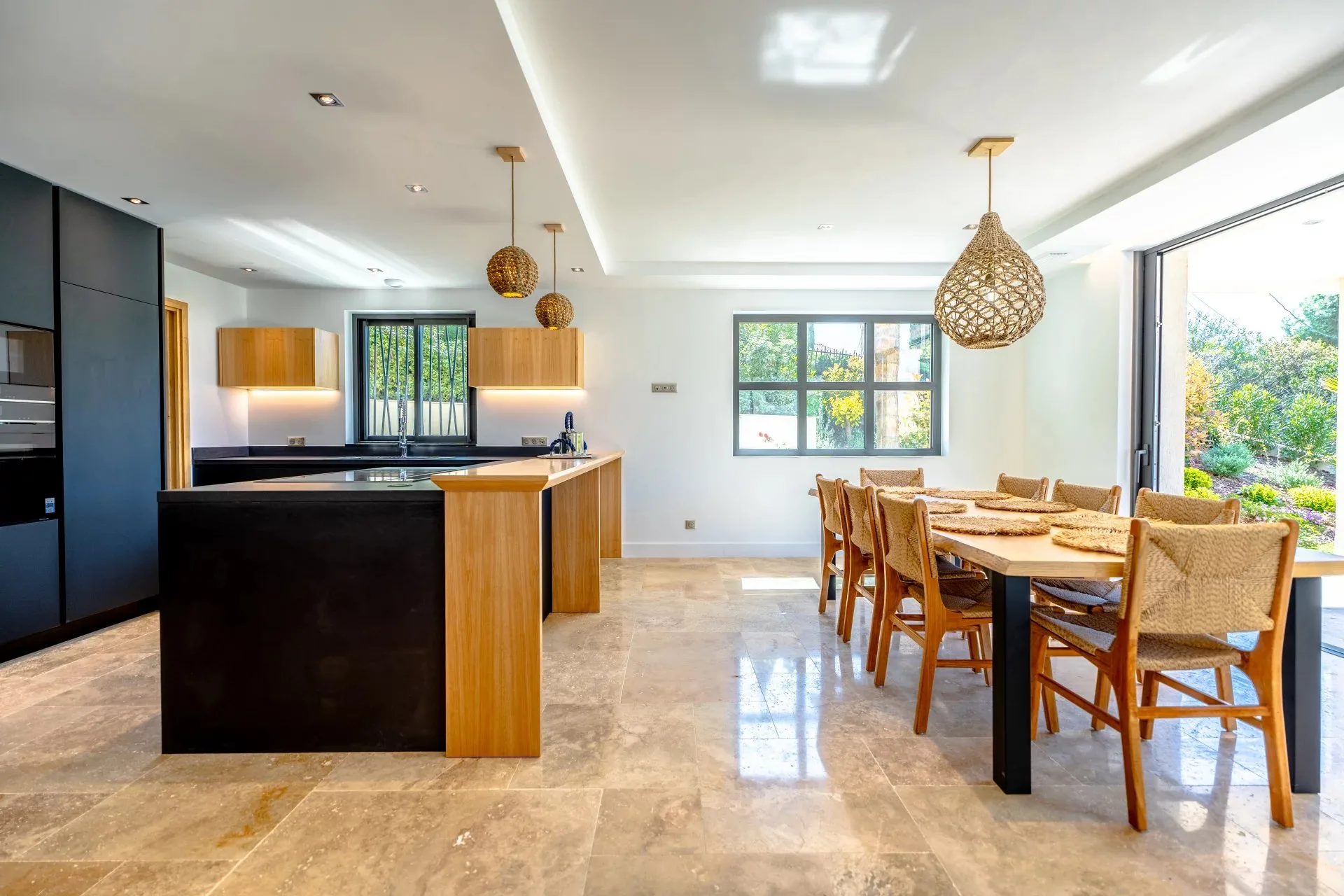 Villa Sainte-Maxime - Raffinement contemporain avec vue mer. - 12