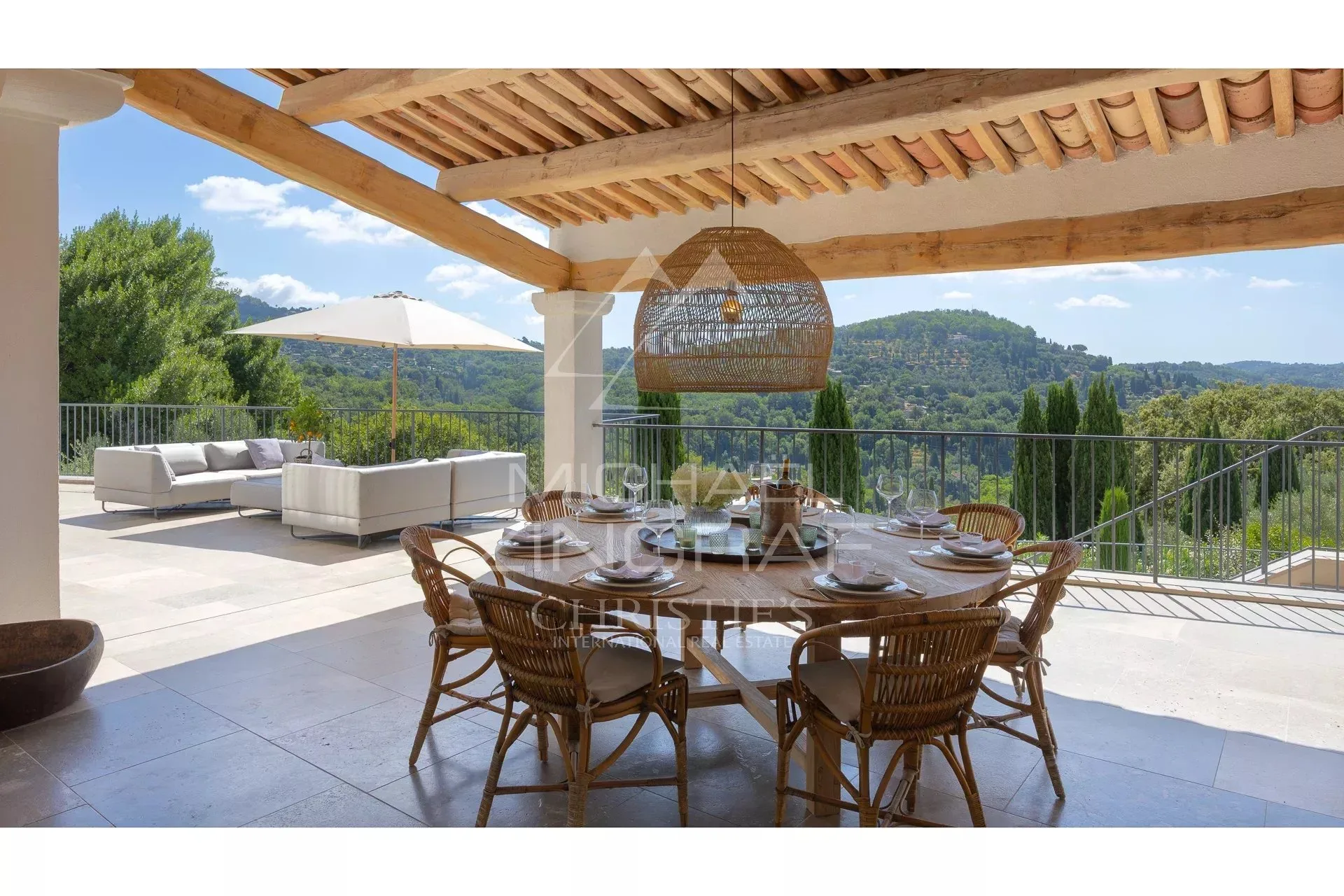 Majestueuse villa à deux pas de Chateauneuf-Grasse - 13