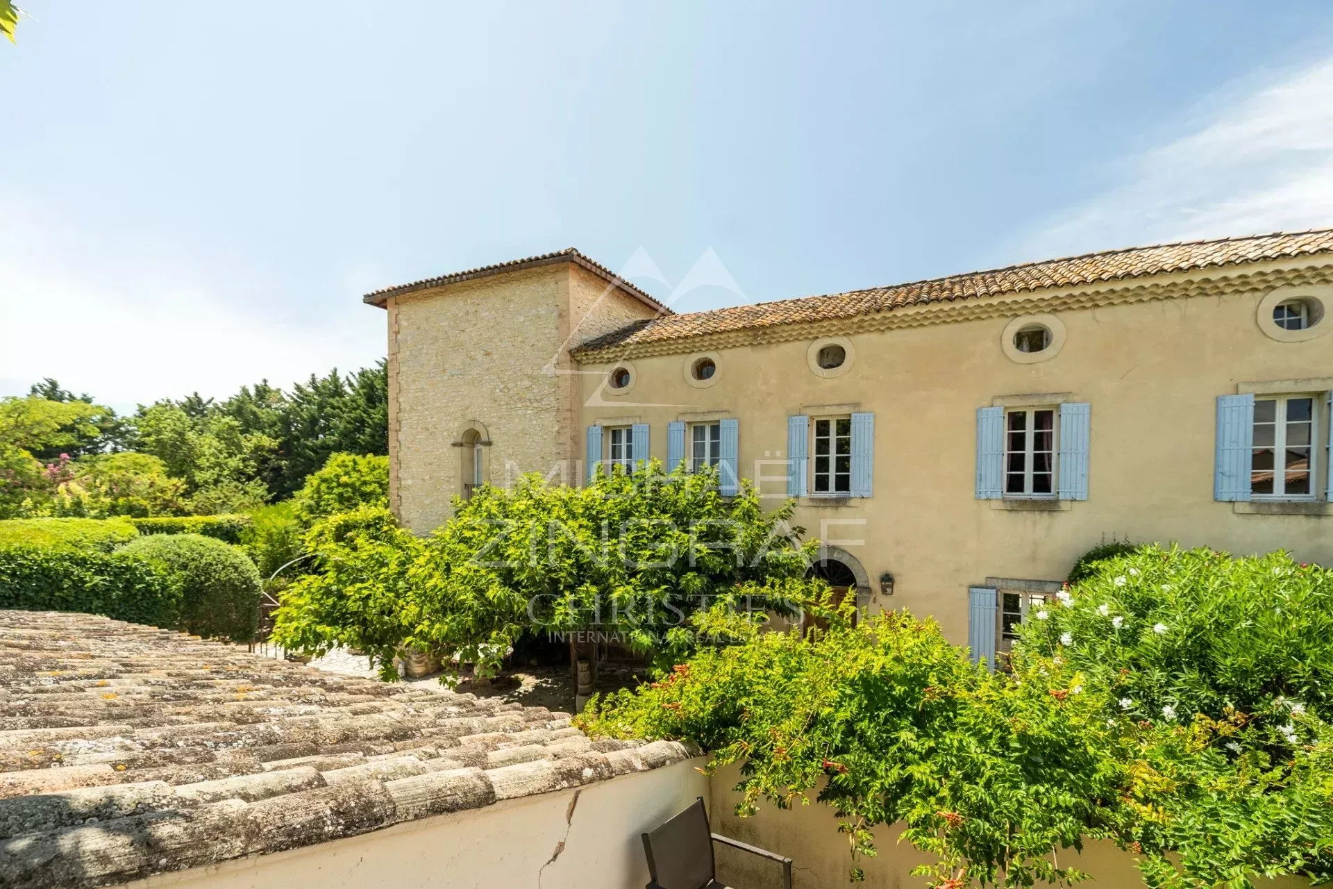 Domaine d’Exception avec piscine aux Portes de L’Isle-sur-la-Sorgue - 2
