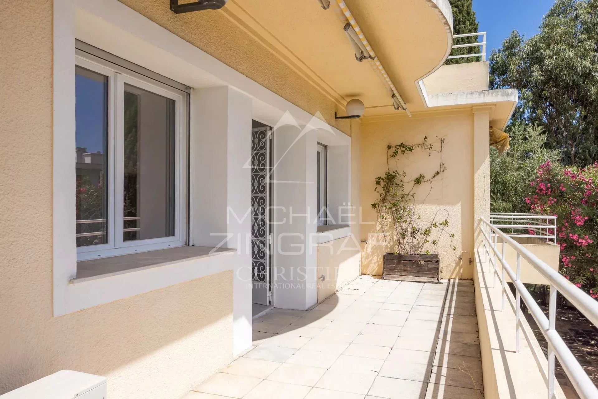 Cannes - Bel appartement au calme avec terrasse, jardin et aperçu mer - 9