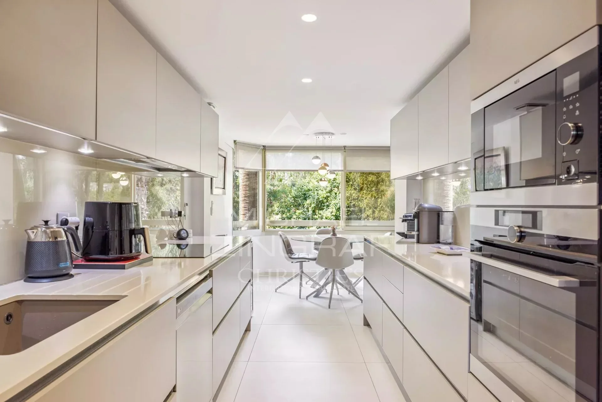 EXCLUSIVITE - Cannes Palm Beach - Splendide appartement deux chambres, aperçu mer - 3