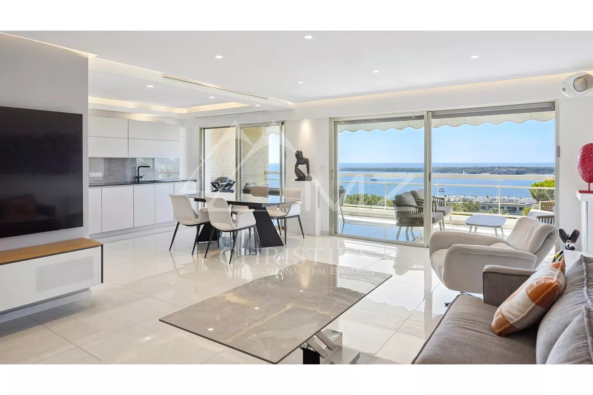 Superbe 3 pièces vue mer panoramique dans résidence de Prestige - 4