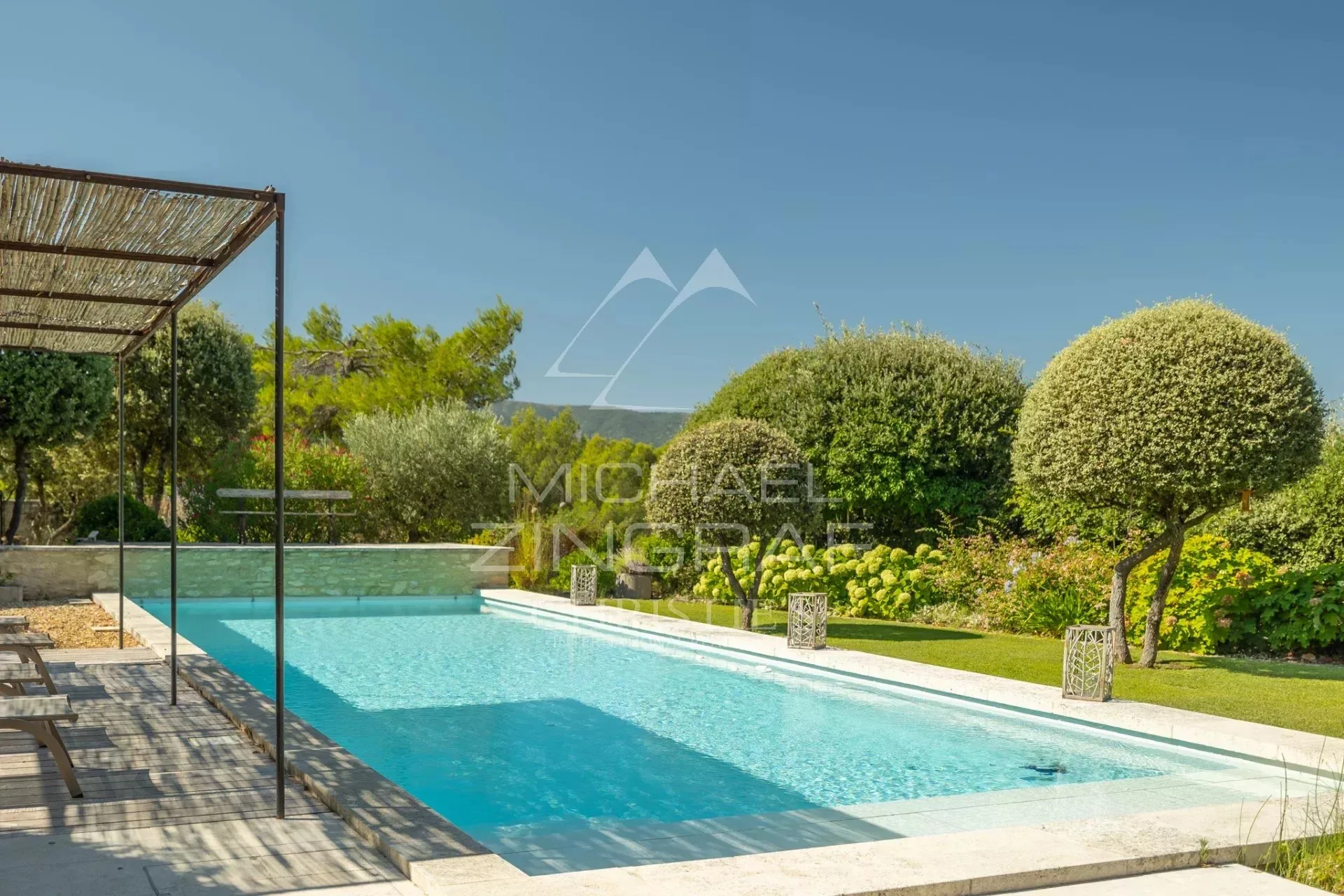 Gordes - Magnifique maison provençale avec vue panoramique et piscine - 8