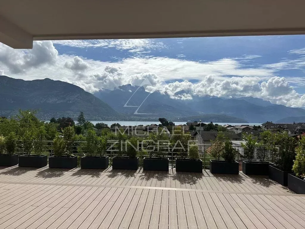 Lac d' Annecy - Vue panoramique - 11