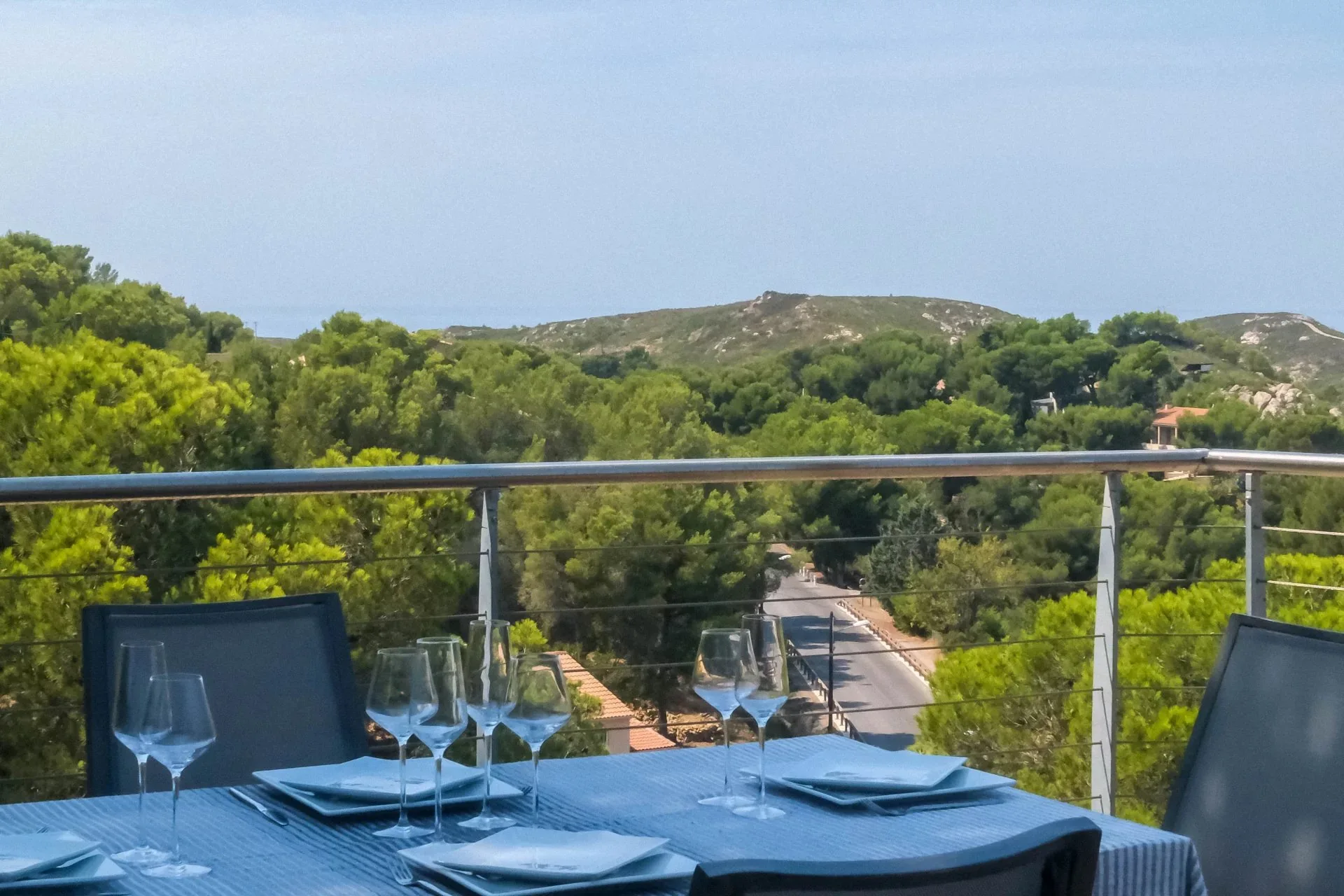 ENSUÈS-LA-REDONNE - MAISON AVEC VUE MER - 17