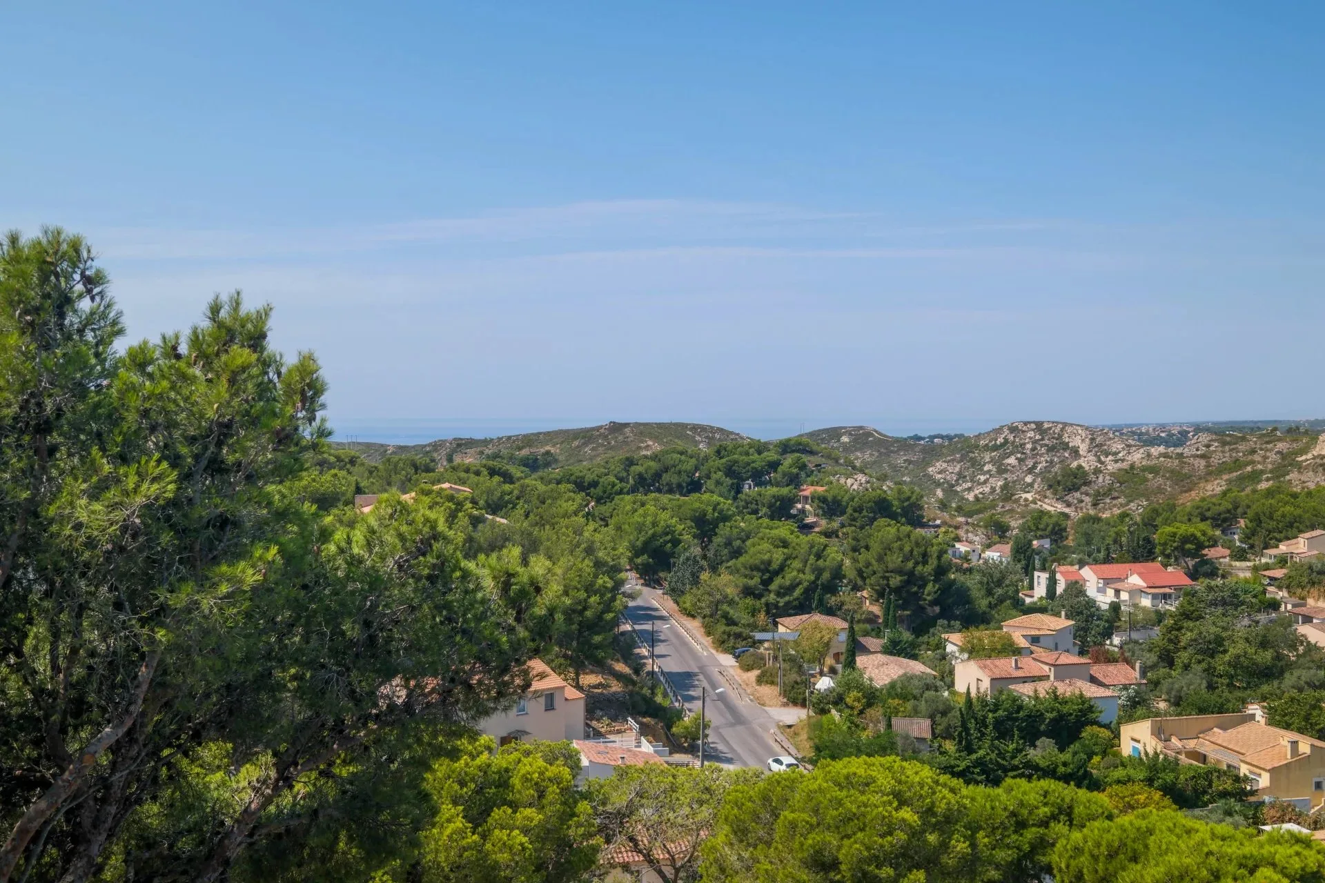ENSUÈS-LA-REDONNE - MAISON AVEC VUE MER - 24