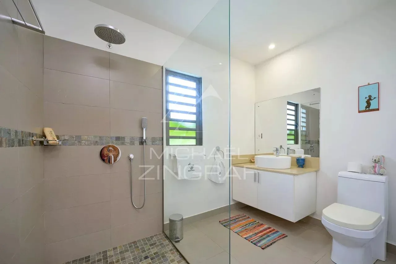 Villa dans résidence sécurisée à Grand Baie - 30