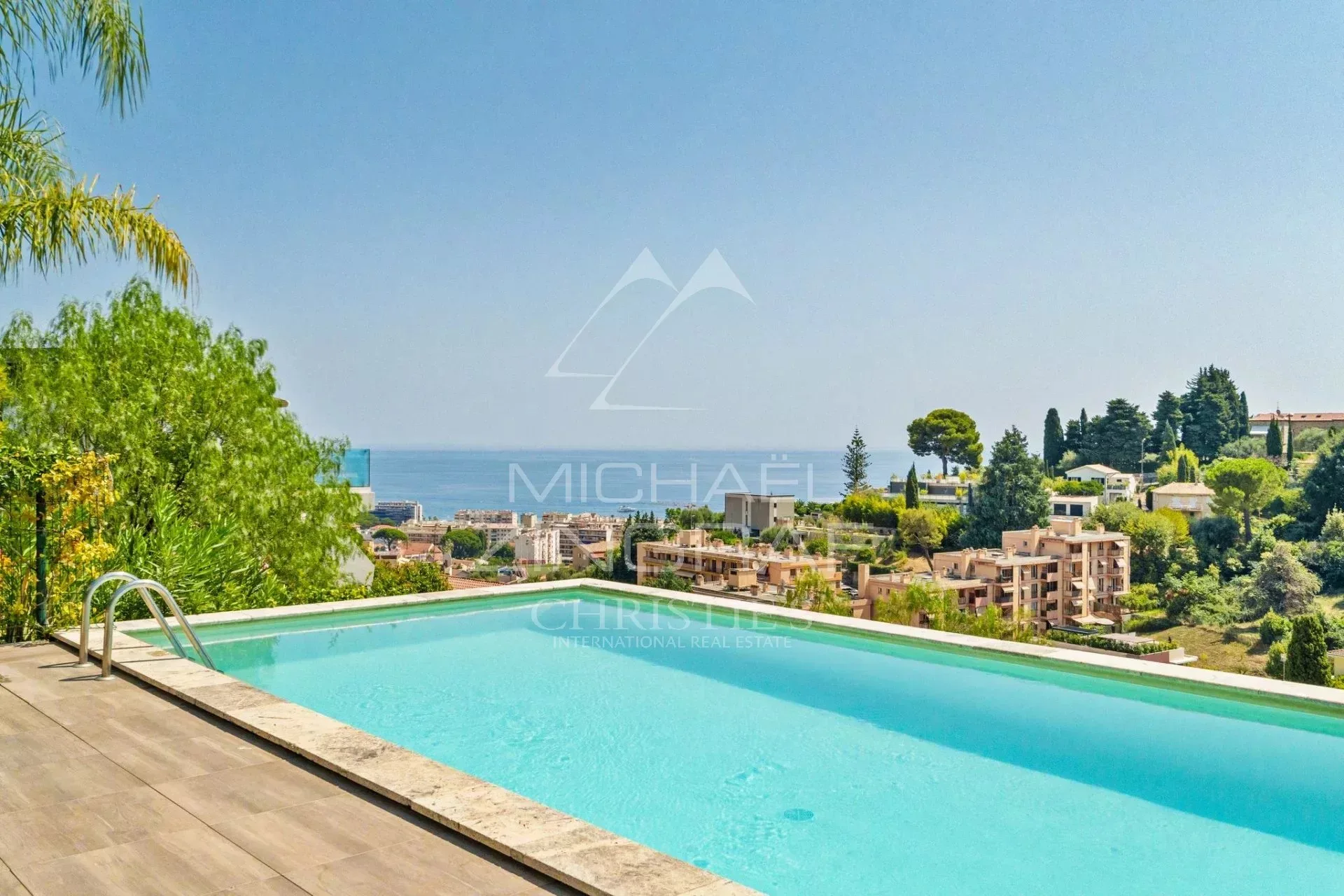Roquebrune-Cap-Martin - Appartement avec jardin privatif de 130 m² - 3
