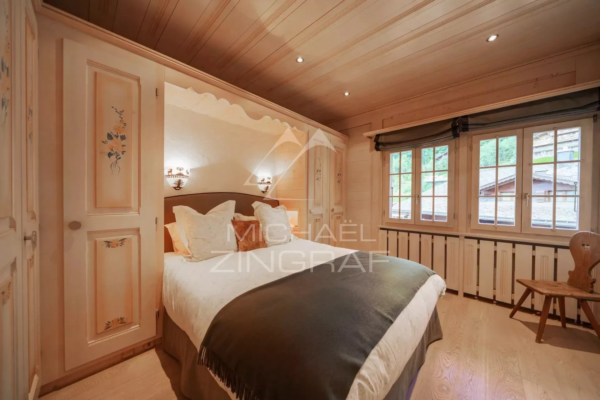 Découvrez ce penthouse exceptionnel idéalement situé en plein cœur de Gstaad. - 11
