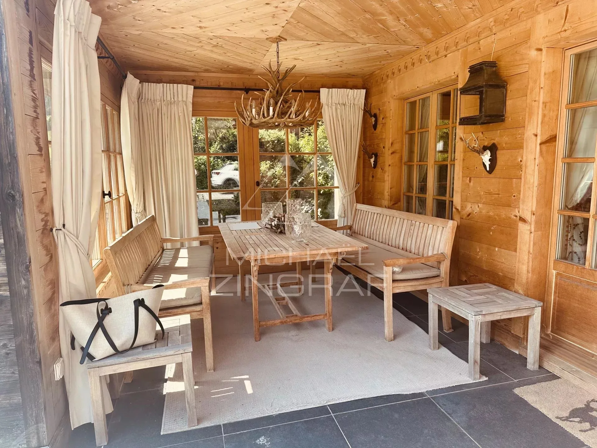 Chalet familial luxueux à proximité des pistes de Schoenried et Saanenmoeser - 16