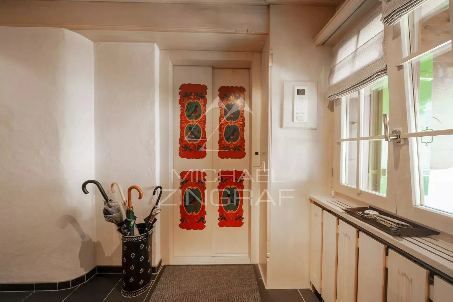 Découvrez ce penthouse exceptionnel idéalement situé en plein cœur de Gstaad. - 17