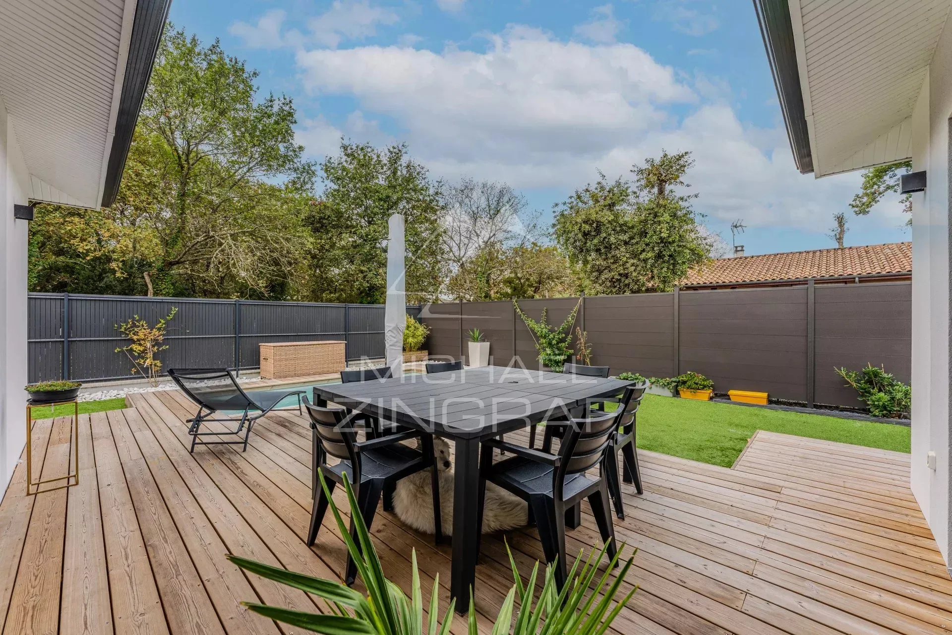 Quartier Chante-Cigale, une villa moderne prête à vivre - 11