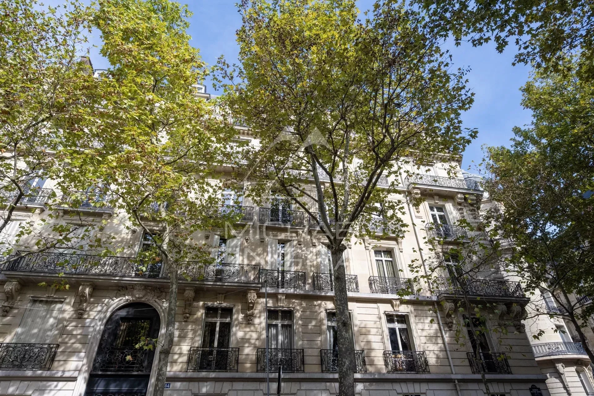 À vendre - Victor Hugo/ Square Lamartine - 5 chambres - Parfait état- Clim - 21