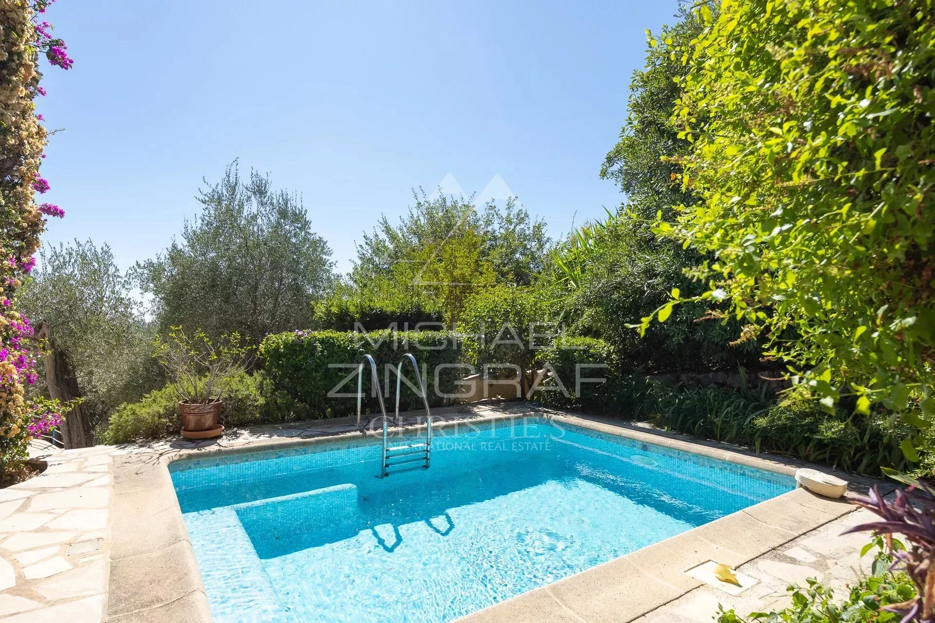 Villa d'architecte avec vue mer et oliveraie - 11