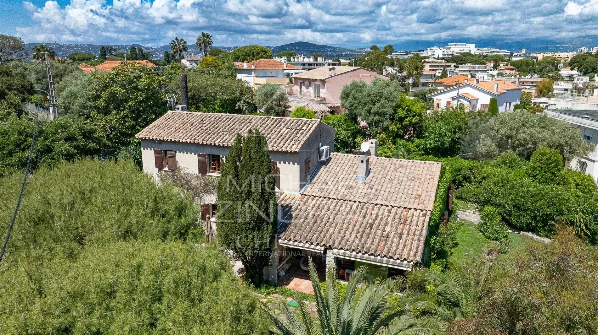 Cap d’Antibes – Maison de caractère proche des plages - 2